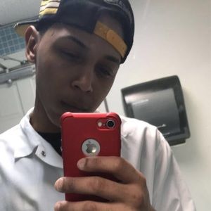 Meet your Posher, Erick